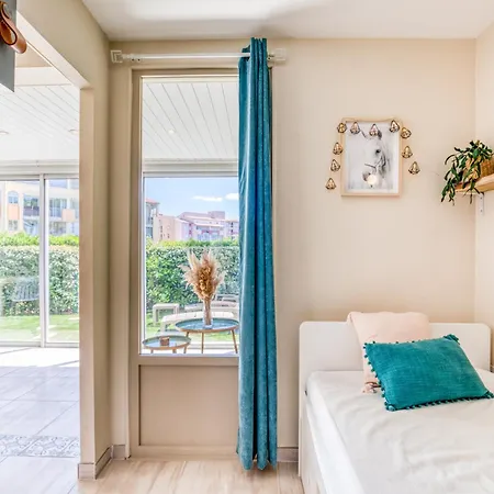 Rez De Jardin Climatise 公寓 *