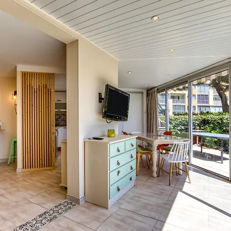 Apartment Rez De Jardin Climatise *